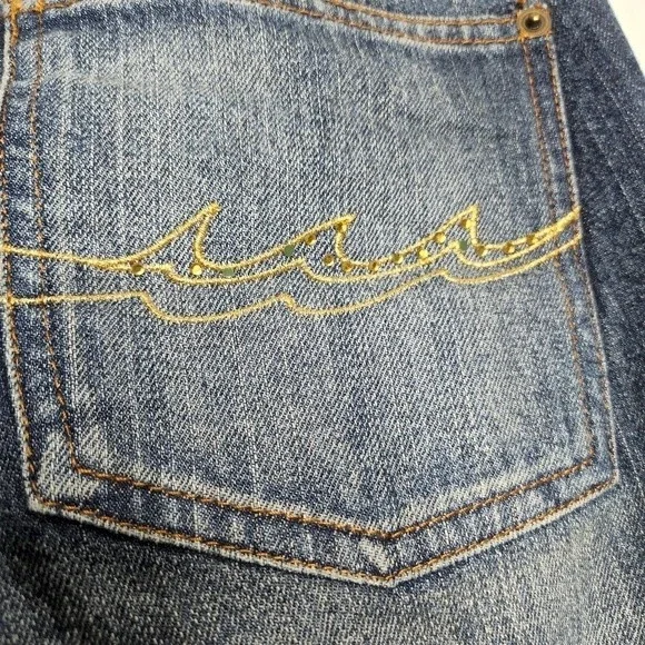 Cache Embellished Beaded Jeans - Picture 12 of 15